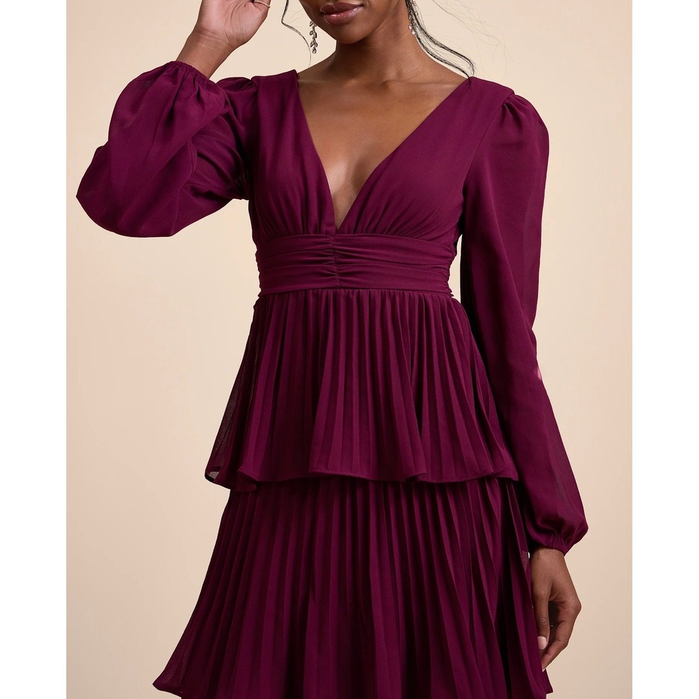 Lulus Graceful Finesse Plum Pleated Tiered Maxi Long Sleeve Gown NWT S 2715